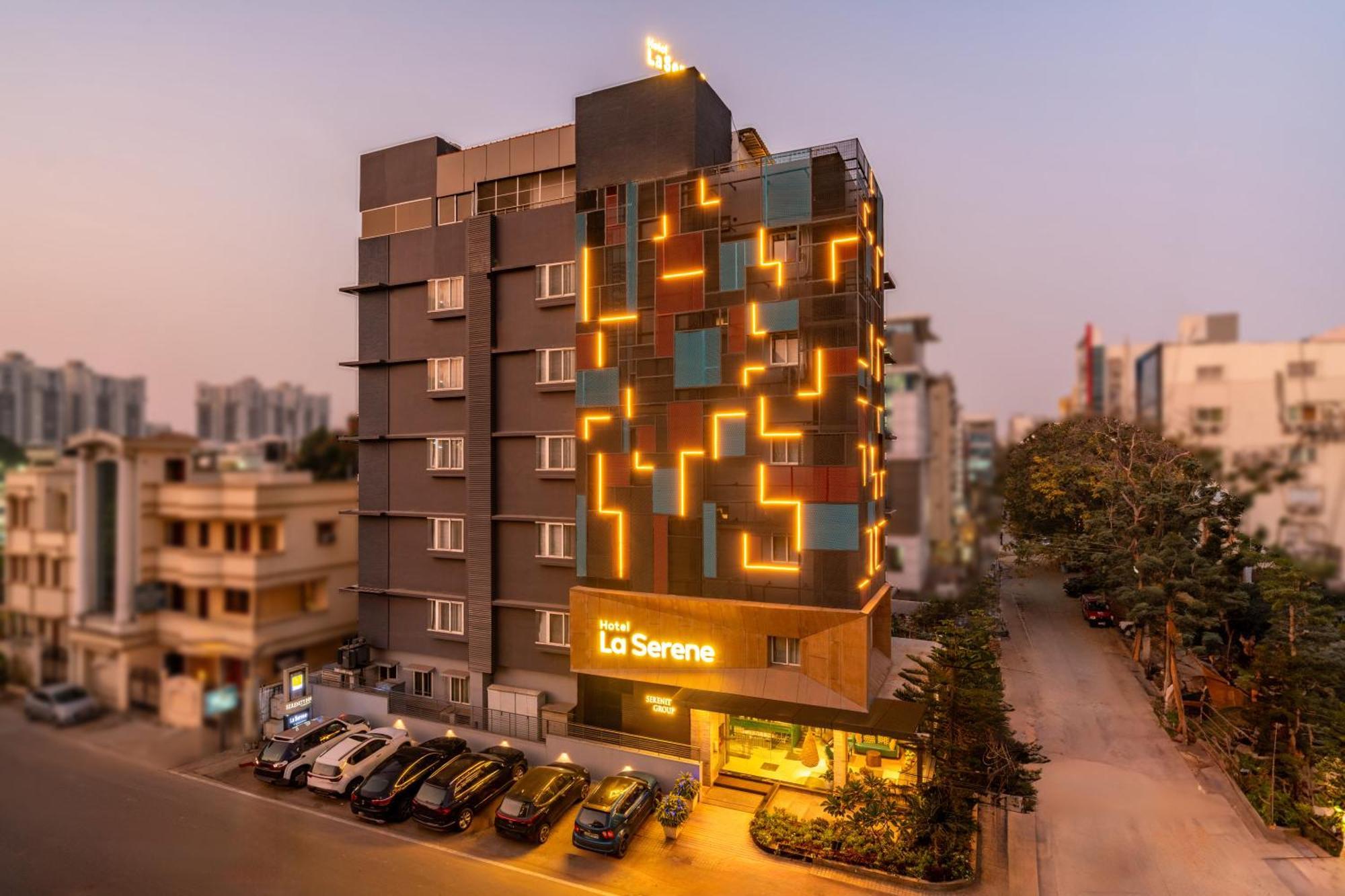 La Serene Hyderabad Exterior foto